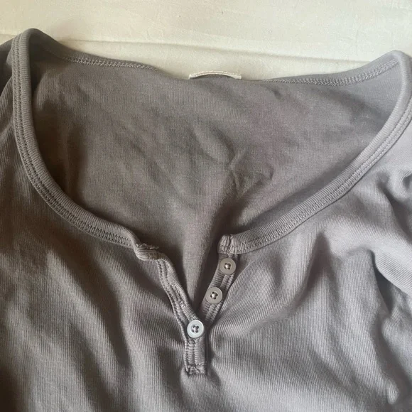 brandy grey long sleeve - Picture 4 of 6